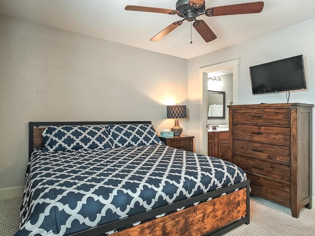 Quiet Plaza Two Bedroom 2 Bathroom Kansas City Exterior foto